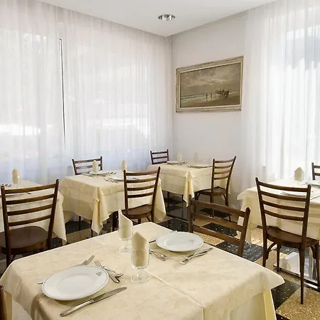 Отель Belmar Каттолика